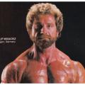 WHAT iT TAKES To build SHOULDERS LIKE THESE